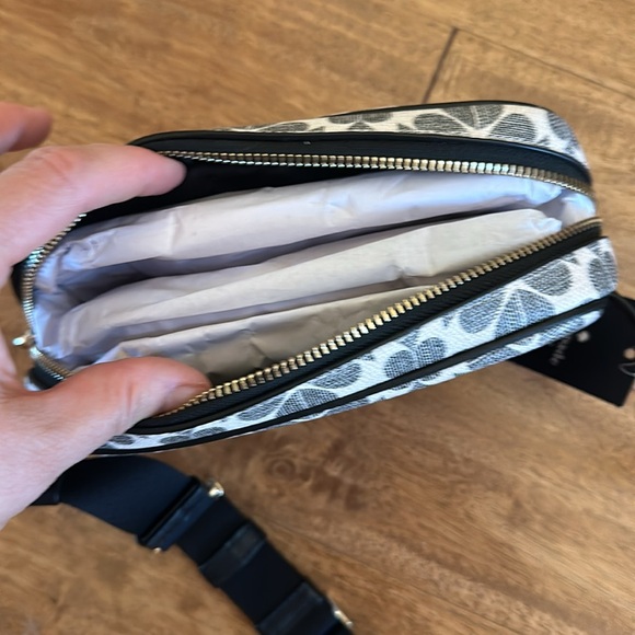 Classic signature Kate Spade belt bag spade flower NWT black grey white - Picture 3 of 6